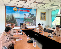รองผู้ว่าราชการจังหวัดสุราษฎร์ธานี ร่วมกับนายสำนวน ทองศรี นา ... พารามิเตอร์รูปภาพ 12