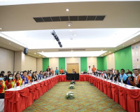 รองผู้ว่าราชการจังหวัดสุราษฎร์ธานีร่วมนำเสนอผลการดำเนินงาน ช ... พารามิเตอร์รูปภาพ 9