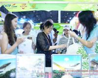 ผู้ว่าราชการจังหวัดสุราษฎร์ธานี ร่วมพิธีเปิดนิทรรศการศาลาไทย ... พารามิเตอร์รูปภาพ 13