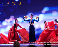ผู้ว่าราชการจังหวัดสุราษฎร์ธานี และคณะ ร่วมงานเลี้ยงต้อนรับผ ... พารามิเตอร์รูปภาพ 14