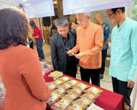 รองผู้ว่าราชการจังหวัดสุราษฎร์ธานี เป็นประธานเปิดทดสอบตลาด จ ... พารามิเตอร์รูปภาพ 10