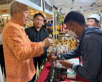 รองผู้ว่าราชการจังหวัดสุราษฎร์ธานี เป็นประธานเปิดทดสอบตลาด จ ... พารามิเตอร์รูปภาพ 11