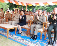 ผู้ว่าฯ สุราษฎร์ธานีนำข้าราชการและประชาชนร่วมพิธีถวายพระพรชั ... พารามิเตอร์รูปภาพ 6