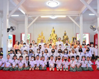จังหวัดสุราษฎร์ธานี จัดพิธีทำบุญตักบาตรถวายพระกุศล และพิธีถว ... พารามิเตอร์รูปภาพ 6