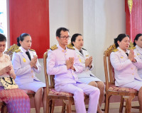 จังหวัดสุราษฎร์ธานี จัดพิธีทำบุญตักบาตรถวายพระกุศล และพิธีถว ... พารามิเตอร์รูปภาพ 10