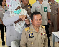 รองผู้ว่าราชการจังหวัดสุราษฎร์ธานี เป็นประธานกล่าวคำถวายราชส ... พารามิเตอร์รูปภาพ 9