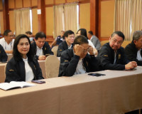 รองผู้ว่าราชการจังหวัดสุราษฎร์ธานี กล่าวต้อนรับนักศึกษาหลักส ... พารามิเตอร์รูปภาพ 9