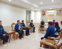 รองผู้ว่าราชการจังหวัดสุราษฎร์ธานี ให้การต้อนรับและหารือข้อร ... พารามิเตอร์รูปภาพ 3