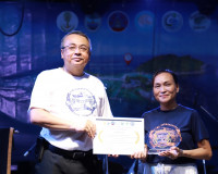 ผู้ว่าฯสุราษฎร์ธานีเป็นประธานพิธีมอบเกียรติบัตร ขอบคุณผู้สนั ... พารามิเตอร์รูปภาพ 10