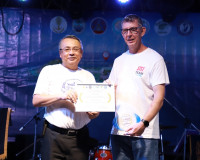 ผู้ว่าฯสุราษฎร์ธานีเป็นประธานพิธีมอบเกียรติบัตร ขอบคุณผู้สนั ... พารามิเตอร์รูปภาพ 11