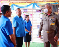 องคมนตรี และคณะ ตรวจเยี่ยมโรงเรียนราชประชานุเคราะห์ในพื้นที่ ... พารามิเตอร์รูปภาพ 17