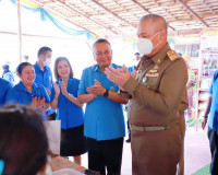 องคมนตรี และคณะ ตรวจเยี่ยมโรงเรียนราชประชานุเคราะห์ในพื้นที่ ... พารามิเตอร์รูปภาพ 19