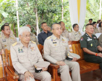 องคมนตรี ติดตามโครงการอันเนื่องมาจากพระราชดำริ ในพื้นที่จังห ... พารามิเตอร์รูปภาพ 6