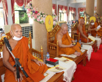 พิธีเจริญพระพุทธมนต์เฉลิมพระเกียรติ พระบาทสมเด็จพระเจ้าอยู่ห ... พารามิเตอร์รูปภาพ 5