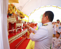 ผู้ว่าราชการจังหวัดสุราษฎร์ธานีนำข้าราชการ และ พสกนิกรทุกหมู ... พารามิเตอร์รูปภาพ 4