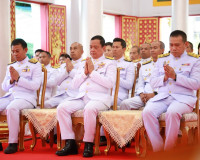 ผู้ว่าราชการจังหวัดสุราษฎร์ธานี ร่วมพิธีอัญเชิญหิรัญบัฏและเค ... พารามิเตอร์รูปภาพ 13