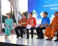 จังหวัดสุราษฎร์ธานีแถลงข่าวงานประเพณีชักพระ-ทอดผ้าป่าและแข่ง ... พารามิเตอร์รูปภาพ 6