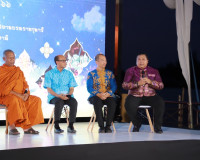 จังหวัดสุราษฎร์ธานีแถลงข่าวงานประเพณีชักพระ-ทอดผ้าป่าและแข่ง ... พารามิเตอร์รูปภาพ 12