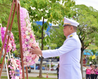 ชาวจังหวัดสุราษฎร์ธานีพร้อมใจร่วมพิธีน้อมรำลึกเนื่องในวันคล้ ... พารามิเตอร์รูปภาพ 4