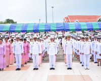 ชาวจังหวัดสุราษฎร์ธานีพร้อมใจร่วมพิธีน้อมรำลึกเนื่องในวันคล้ ... พารามิเตอร์รูปภาพ 8