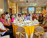รองผู้ว่าราชการจังหวัดสุราษฎร์ธานี เป็นประธานกล่าวต้อนรับคณะ ... พารามิเตอร์รูปภาพ 6