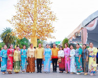พ่อเมืองสุราษฎร์ธานี นำประชาชนและนักท่องเที่ยวร่วมพิธีชักพุ่ ... พารามิเตอร์รูปภาพ 11