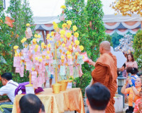 พ่อเมืองสุราษฎร์ธานี นำประชาชนและนักท่องเที่ยวร่วมพิธีชักพุ่ ... พารามิเตอร์รูปภาพ 19