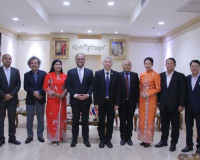 รองผู้ว่าราชการจังหวัดสุราษฎร์ธานี ให้การต้อนรับนายนาเกซ ซิง ... พารามิเตอร์รูปภาพ 4