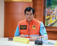 ผู้ว่าฯสุราษฎร์ธานี ร่วมรับฟังการประชุมคณะกรรมการศูนย์อำนวยก ... พารามิเตอร์รูปภาพ 4