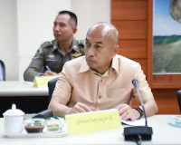 ผู้ว่าฯสุราษฎร์ธานี ร่วมรับฟังการประชุมคณะกรรมการศูนย์อำนวยก ... พารามิเตอร์รูปภาพ 6