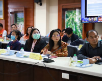 ผู้ว่าฯสุราษฎร์ธานี ร่วมรับฟังการประชุมคณะกรรมการศูนย์อำนวยก ... พารามิเตอร์รูปภาพ 11