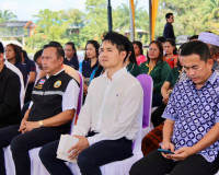 ผู้ว่าราชการจังหวัดสุราษฎร์ธานี ร่วมแสดงความยินดีในพิธีเปิดม ... พารามิเตอร์รูปภาพ 9