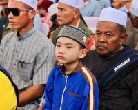 ผู้ว่าราชการจังหวัดสุราษฎร์ธานี ร่วมแสดงความยินดีในพิธีเปิดม ... พารามิเตอร์รูปภาพ 11