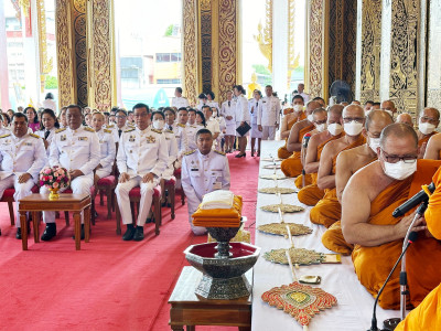 รองผวจ.สุราษฎร์ธานีร่วมถวายผ้ากฐินพระราชทาน ประจำปีพุทธศักรา ... พารามิเตอร์รูปภาพ 1