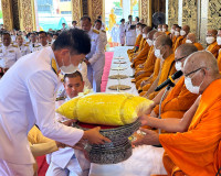 รองผวจ.สุราษฎร์ธานีร่วมถวายผ้ากฐินพระราชทาน ประจำปีพุทธศักรา ... พารามิเตอร์รูปภาพ 5