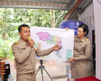 ผู้ว่าฯ สุราษฎร์ฯ เดินสายลงพื้นที่อำเภอพระแสงตามโครงการบำบัด ... พารามิเตอร์รูปภาพ 4
