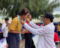 รองผู้ว่าราชการจังหวัดสุราษฎร์ธานี ร่วมให้กำลังใจนักกีฬาและเ ... พารามิเตอร์รูปภาพ 6