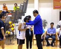 รองผู้ว่าราชการจังหวัดสุราษฎร์ธานี ร่วมให้กำลังใจนักกีฬาและม ... พารามิเตอร์รูปภาพ 3