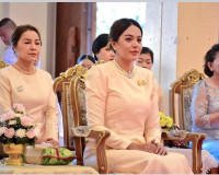 รองผู้ว่าราชการจังหวัดสุราษฎร์ธานี ร่วมถวายผ้ากฐินพระราชทาน  ... พารามิเตอร์รูปภาพ 5