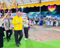 รองผู้ว่าราชการจังหวัดสุราษฎร์ธานี เป็นประธานเปิดงานเทศกาลอา ... พารามิเตอร์รูปภาพ 1