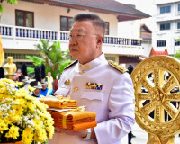 รองผวจ.สุราษฎร์ธานีร่วมถวายผ้ากฐินพระราชทาน ประจำปีพุทธศักรา ... พารามิเตอร์รูปภาพ 2
