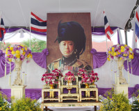 ข้าราชการและประชาชนจังหวัดสุราษฎร์ธานี พร้อมใจร่วมพิธีสวดพระ ... พารามิเตอร์รูปภาพ 3