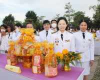 ข้าราชการและประชาชนจังหวัดสุราษฎร์ธานี พร้อมใจร่วมพิธีสวดพระ ... พารามิเตอร์รูปภาพ 12