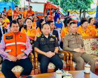 หน่วยงานภาครัฐร่วมกับเอกชนในจังหวัดสุราษฎร์ธานี จัดกิจกรรมรณ ... พารามิเตอร์รูปภาพ 8