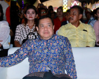 จังหวัดสุราษฎร์ธานี จัดประกวดร้องเพลงไทยลูกทุ่งท้องที่ และท้ ... พารามิเตอร์รูปภาพ 1