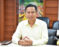 จังหวัดสุราษฎร์ธานีจัดพิธี รับมอบตราสัญลักษณ์งานเฉลิมพระเกีย ... พารามิเตอร์รูปภาพ 9