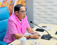 รองผวจ.สุราษฎร์ธานีประชุมให้ความช่วยเหลือประชาชนในการดำเนินค ... พารามิเตอร์รูปภาพ 2