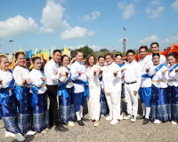 รองผู้ว่าฯสุราษฎร์ธานี ร่วมพิธีปล่อยขบวนแห่ผ้าขึ้นพระธาตุเจด ... พารามิเตอร์รูปภาพ 9