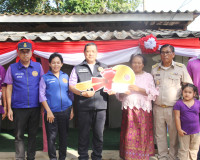 ผู้ว่าฯ สุราษฎร์ธานีห่วงใยประชาชนกลุ่มเปราะบาง ลงพื้นที่เยี่ ... พารามิเตอร์รูปภาพ 10