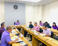 เข้าร่วมในการประชุมคณะกรรมการ อ.ก.พ. จังหวัดสุราษฎร์ธานี พารามิเตอร์รูปภาพ 2